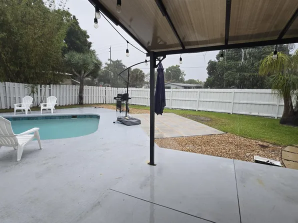 887 W Duval St, Lantana, FL 33462