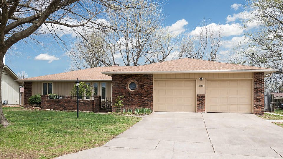 1st image of 1855 E Stoneridge Dr