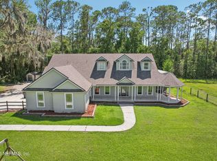 5592 Dianthus St, Green Cove Springs, FL 32043