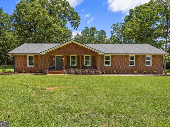 104 E Oak St, Luthersville, GA 30251