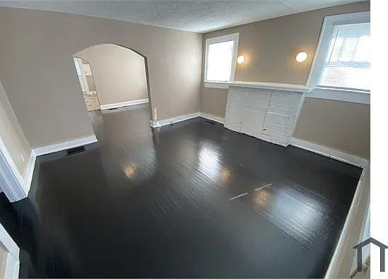 7343 Queenstown Ave — Photo 3