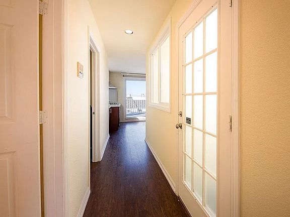 2nd image of 1490 20th Ave #D