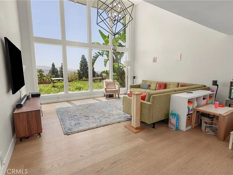 11172 Hunting Horn Dr — Photo 4