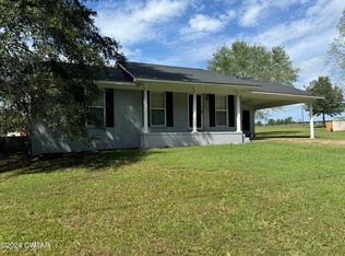 1040 Parker Loop, Henderson, TN 38340