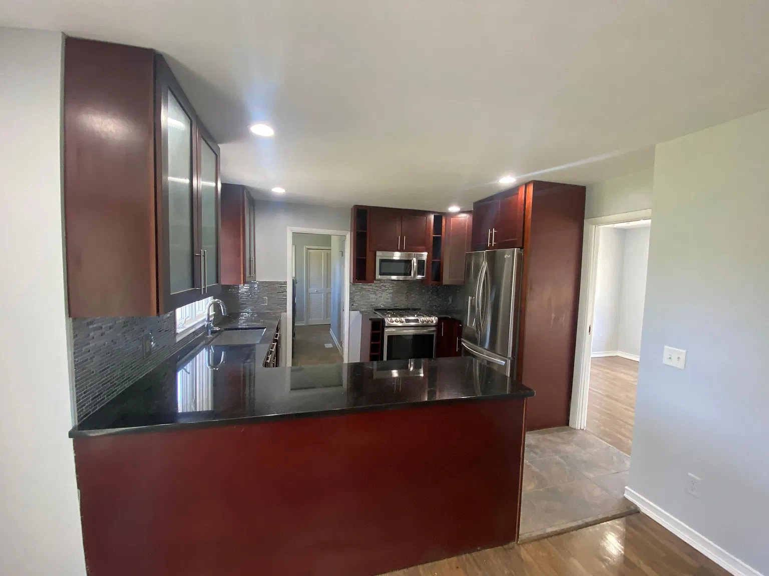 1412 Wood St — Photo 2