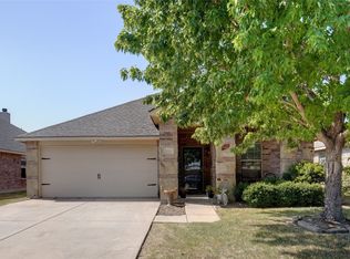 5705 Mirror Ridge Dr, Fort Worth, TX 76179