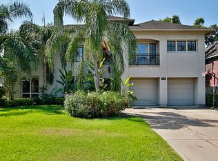 5003 Chestnut St, Bellaire, TX 77401