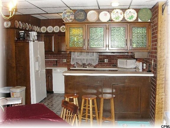 5th image of 310 Lincoln St