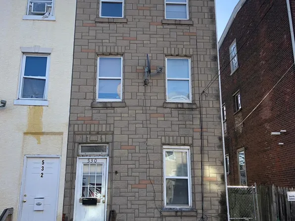 530 Chain St, Norristown, PA 19401