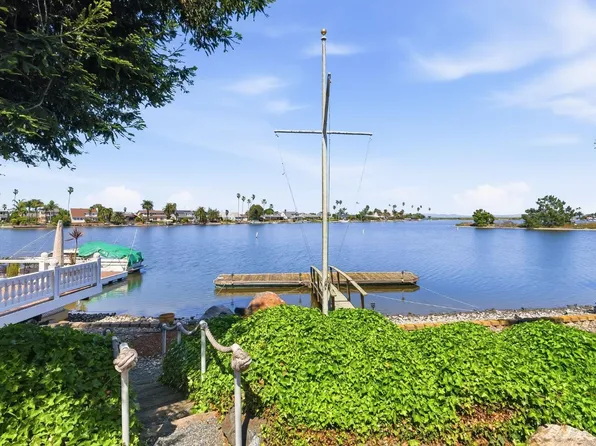 45 Bahama Reef, Novato, CA 94949