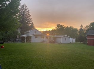 9730 Dexter Pinckney Rd, Pinckney, MI 48169