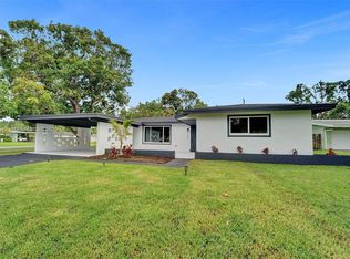 5385 Myrtle Ter, Plantation, FL 33317