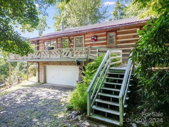 1059 Setzer Cove Rd, Maggie Valley, NC 28751