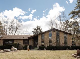 10407 Mohawk Ct, Fort Wayne, IN 46804