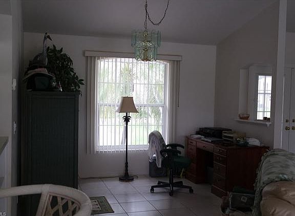 3rd image of 213 SW 42nd Ter
