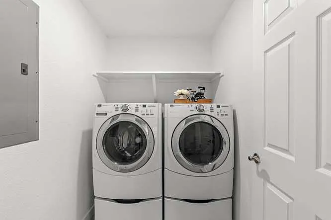4706 Copeland Cir #102 — Photo 9