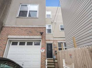 1222 Wallace St, Philadelphia, PA 19123