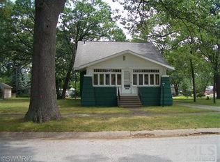 2005 Mills Ave, Muskegon, MI 49445