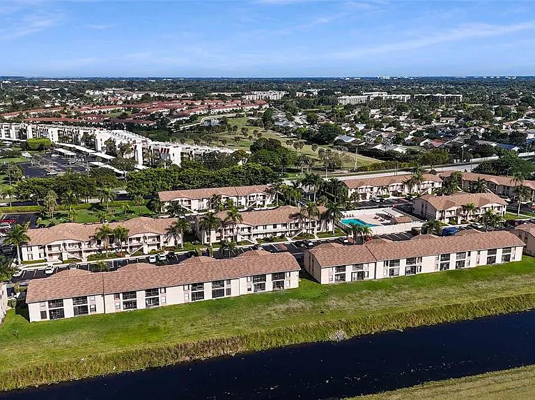9466 Boca Cove Cir #303 — Photo 42