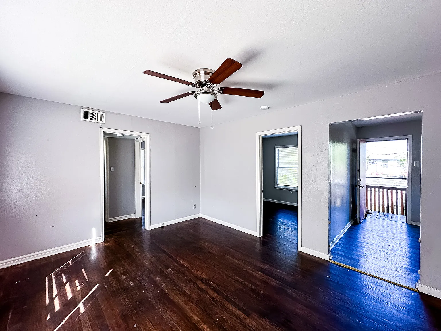 2 bed, 777 sqft, $1,095 — Photo 3