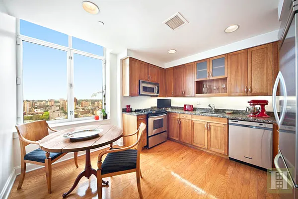 Sold by Halstead Real Estate | media 2