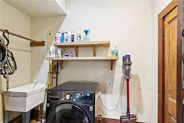 6333 Annunciation St — Photo 11