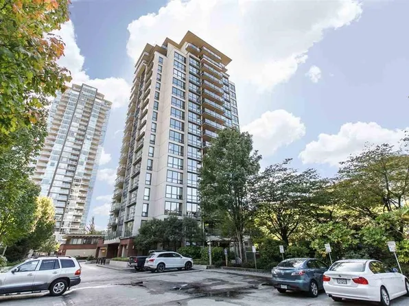 2959 Glen Dr #301, Coquitlam, BC V3B 0B8