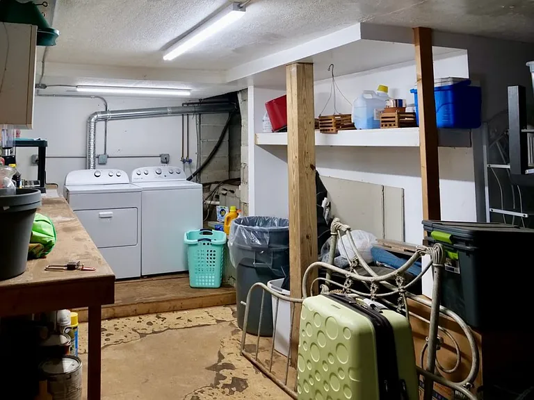 145 Hale St NE #1 — Photo 15