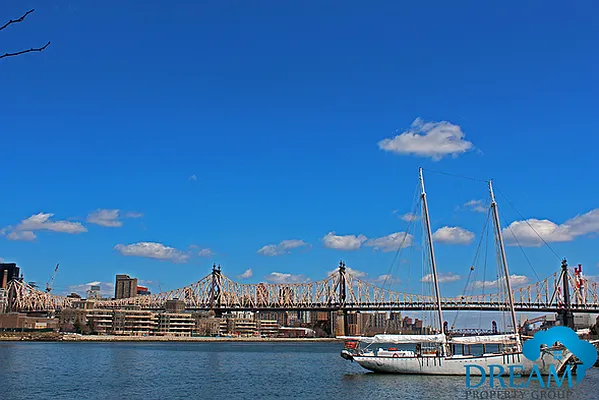 Rented by Dream Property Group LLC | media 16