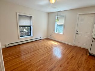 16 Hall Pl APT 1B, Eastchester, NY 10709