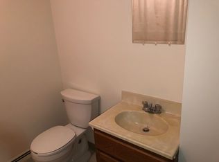 7 Spruce Ter #7, Portland, CT 06480