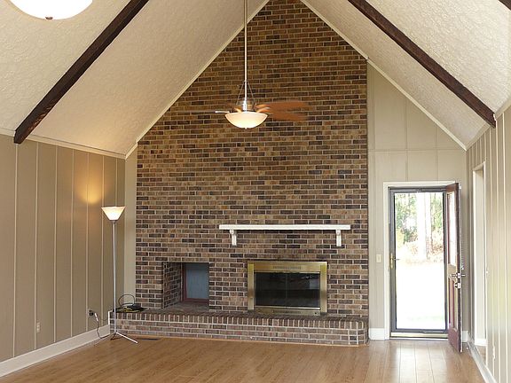 4th image of 50 Jarrell Dr #1