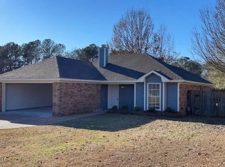 217 Shadow Creek Dr, Florence, MS 39073