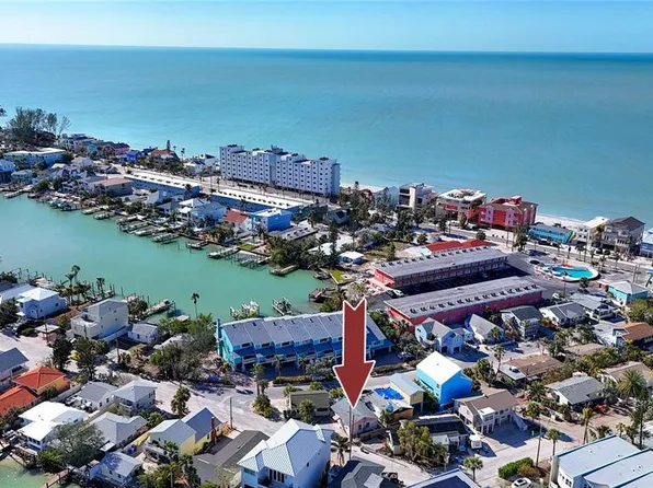 313 Bay Plz, Treasure Island, FL 33706