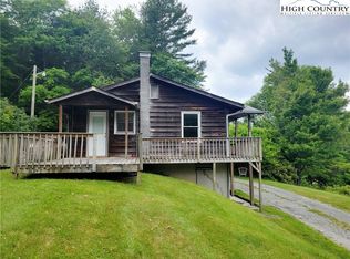 570 Middle Fork Rd, Blowing Rock, NC 28605