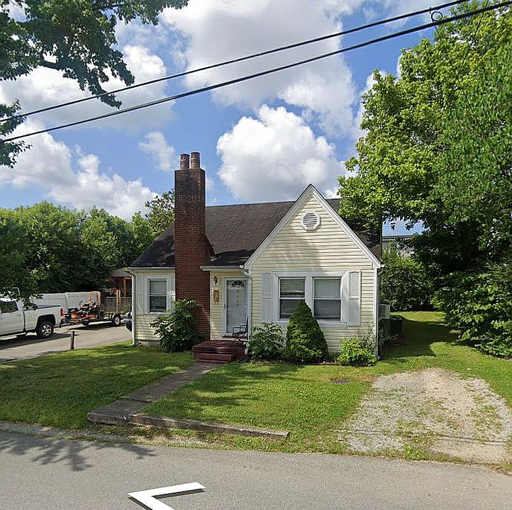 2nd image of 227 Tippet Ave