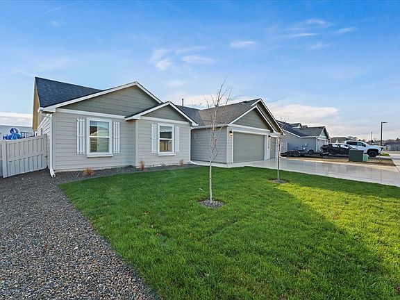3rd image of 3120 River Bluff Ct