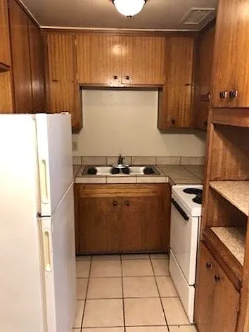 4530 E Fairmount St #2 — Photo 5