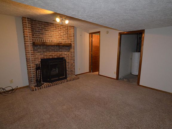 3rd image of 8114 S 151st Ave