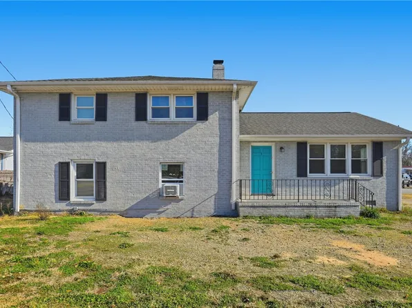 3 Rangeview Cir, Greenville, SC 29617