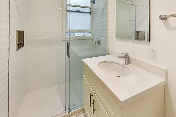 1167 Pine St #5A — Photo 17