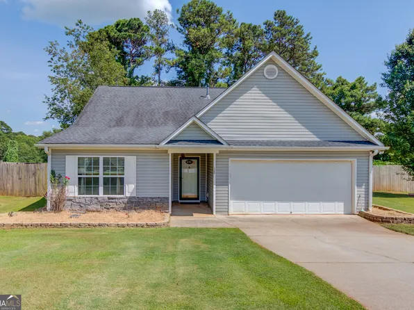 184 Huntington Ln, Commerce, GA 30529