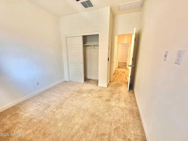 948 E Wiley Way — Photo 12