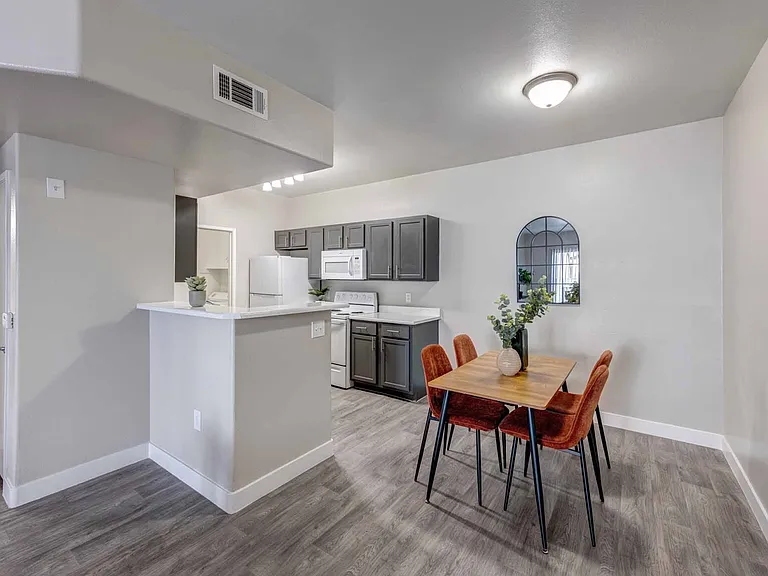 The Solena Apartments — Photo 9