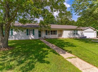 17181 Upper Delaware Rd, Henderson, KY 42420