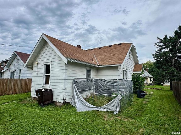 4th image of 1204 E Virginia Ave