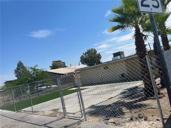 610 N 11th St, Las Vegas, NV 89101
