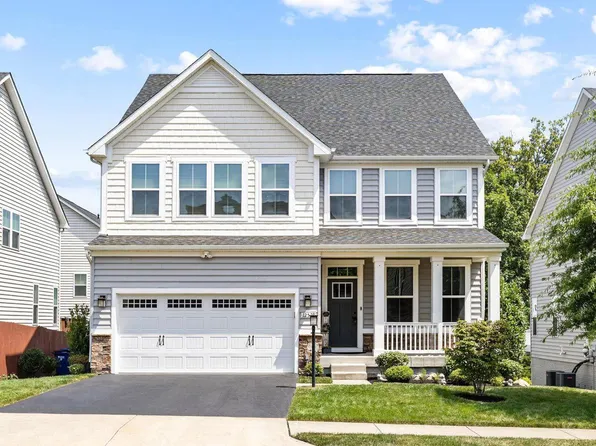 12528 Southington Dr, Woodbridge, VA 22192