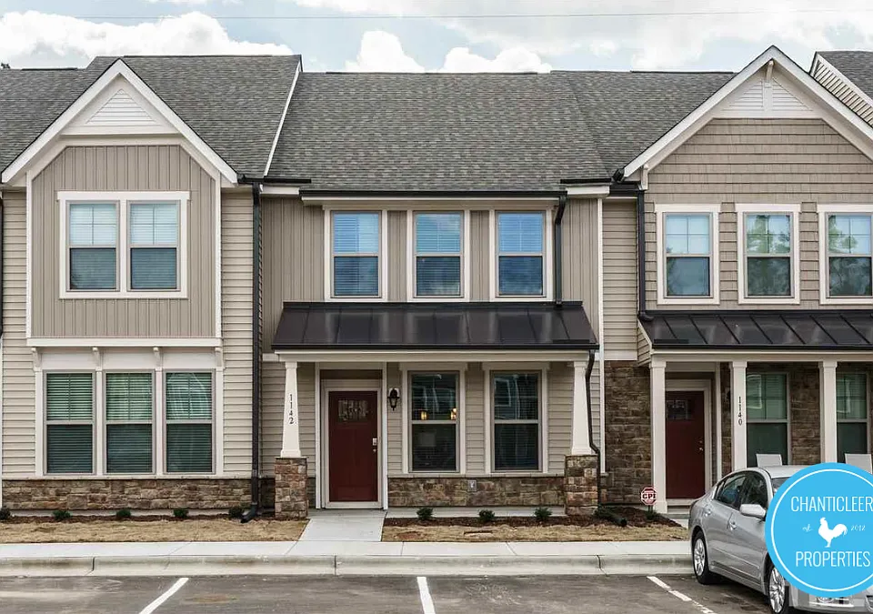1007 Metropolitan Dr #1