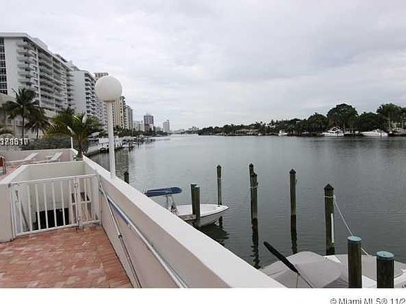 3rd image of 5838 Collins Ave Penthouse A